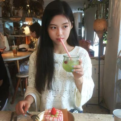 《玫瑰皇后》封面