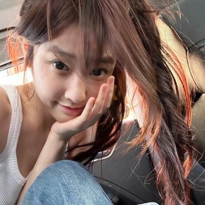 《10号舱里的女人》封面